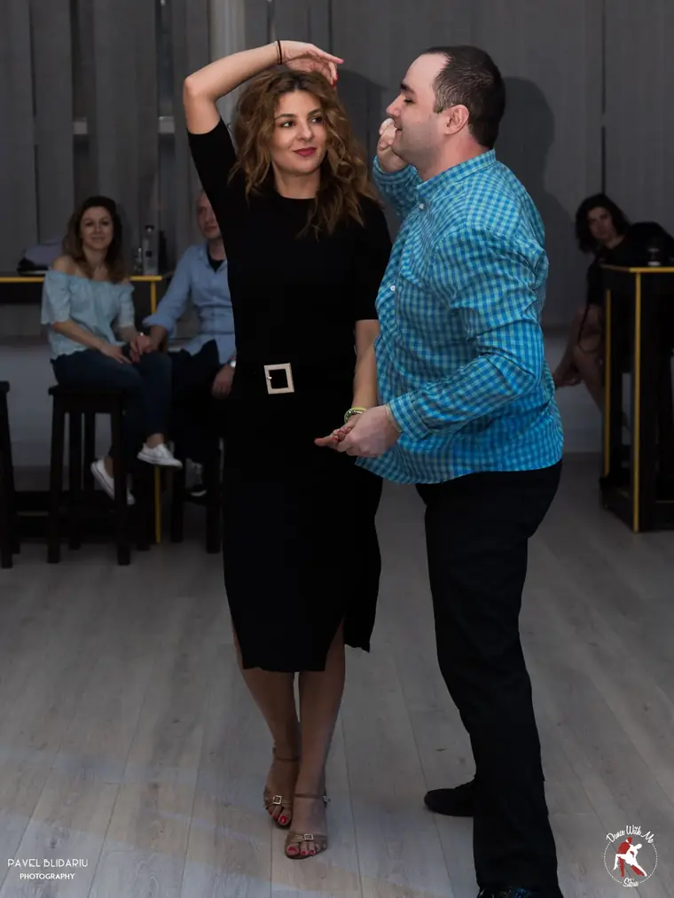 Ritm de latino în sala noastră